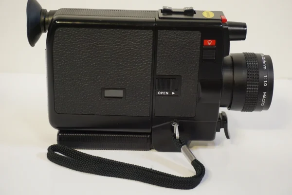 Vintage Canon 310XL Super 8mm Camera + Kodachrome 40 Film – Excellent Condition!