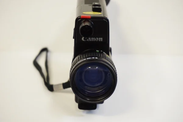 Vintage Canon 310XL Super 8mm Camera + Kodachrome 40 Film – Excellent Condition!