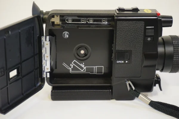 Vintage Canon 310XL Super 8mm Camera + Kodachrome 40 Film – Excellent Condition!