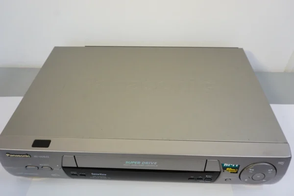 Panasonic NV-HD645 VHS HiFi Video Recorder – Tested with 2 video cassettes