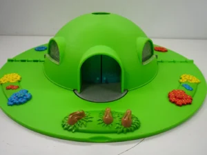 Tomy 2003 Teletubbies Home Hill House w/ Figures Po TinkyWinky Dipsy -incomplete