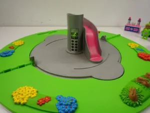 Tomy 2003 Teletubbies Home Hill House w/ Figures Po TinkyWinky Dipsy -incomplete
