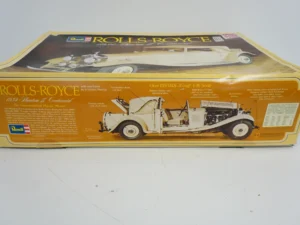 Revell 1934 Rolls Royce Phantom II Continental 1:16 model kit