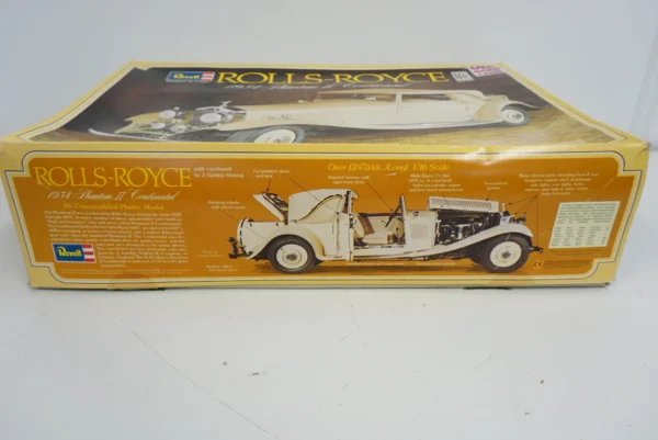 Revell 1934 Rolls Royce Phantom II Continental 1:16 model kit
