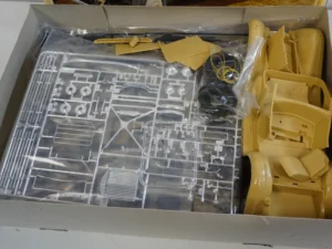 Revell 1934 Rolls Royce Phantom II Continental 1:16 model kit